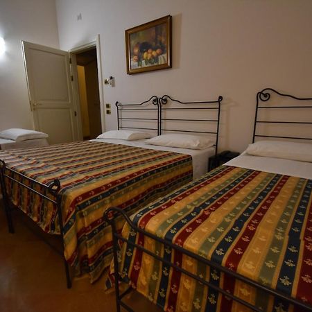 Palazzo Sottile Meninni - Classic Rooms Experience Гравина ин Пулия Екстериор снимка