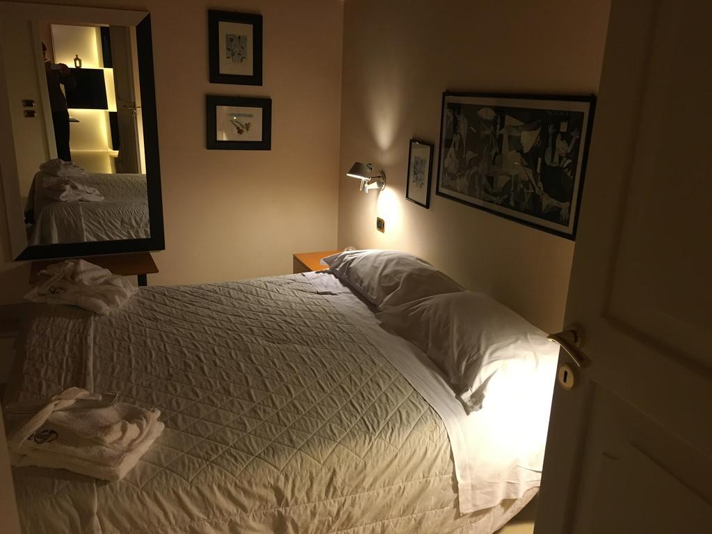 Palazzo Sottile Meninni - Classic Rooms Experience Гравина ин Пулия Екстериор снимка