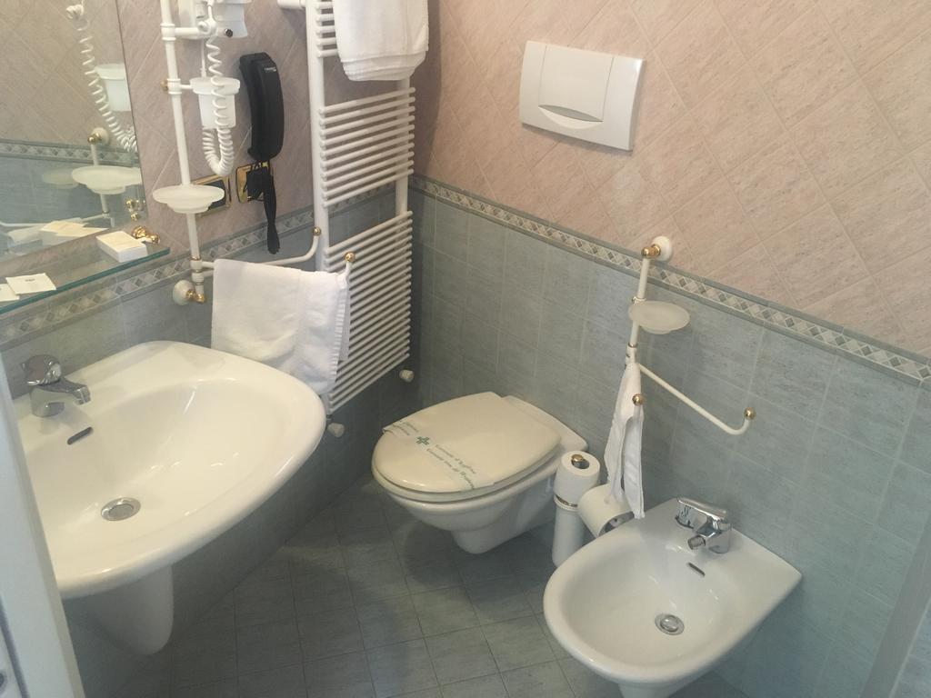 Palazzo Sottile Meninni - Classic Rooms Experience Гравина ин Пулия Екстериор снимка