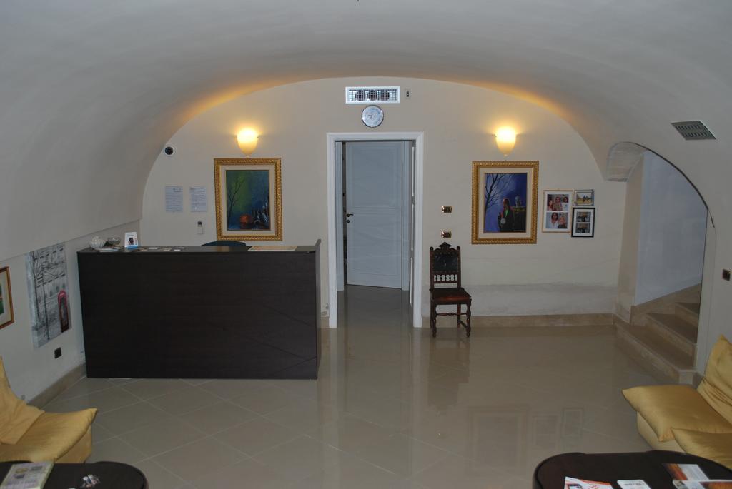 Palazzo Sottile Meninni - Classic Rooms Experience Гравина ин Пулия Екстериор снимка