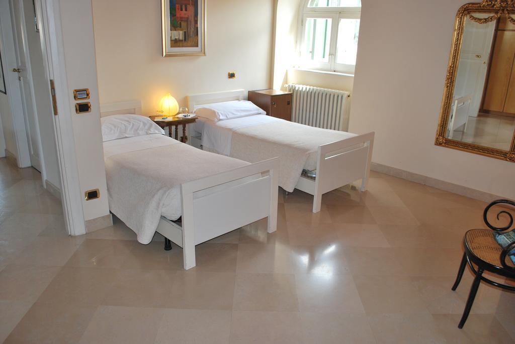 Palazzo Sottile Meninni - Classic Rooms Experience Гравина ин Пулия Екстериор снимка
