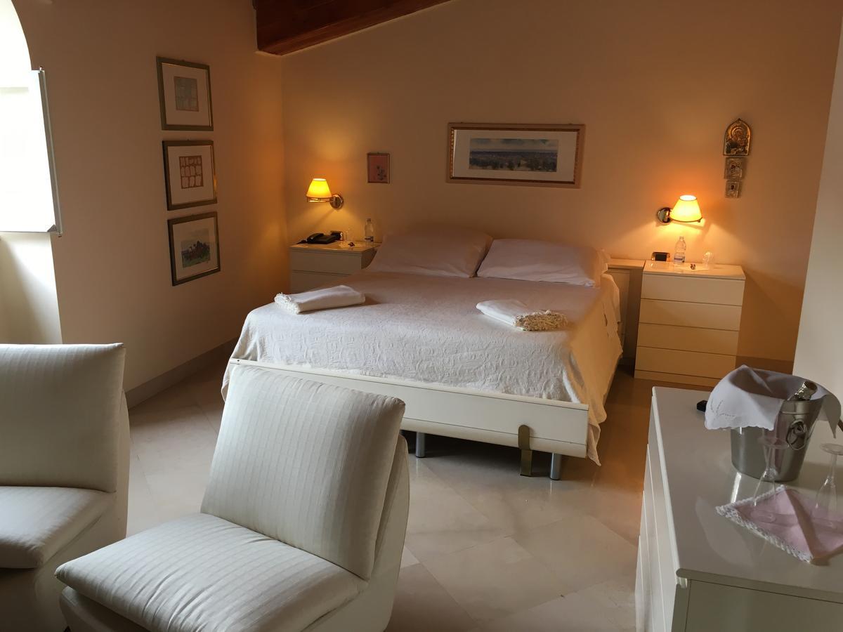 Palazzo Sottile Meninni - Classic Rooms Experience Гравина ин Пулия Екстериор снимка