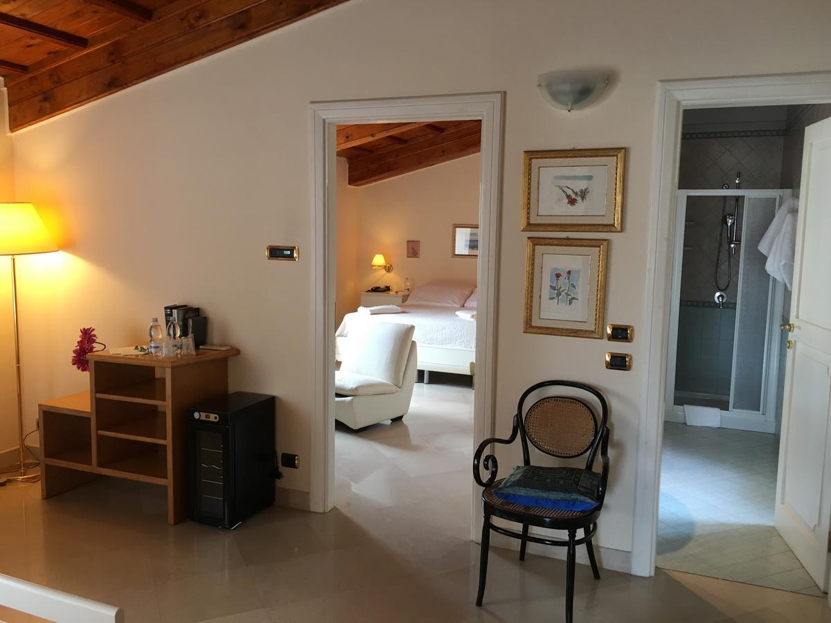 Palazzo Sottile Meninni - Classic Rooms Experience Гравина ин Пулия Екстериор снимка