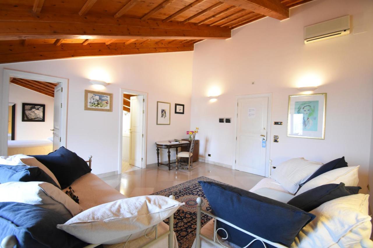 Palazzo Sottile Meninni - Classic Rooms Experience Гравина ин Пулия Екстериор снимка