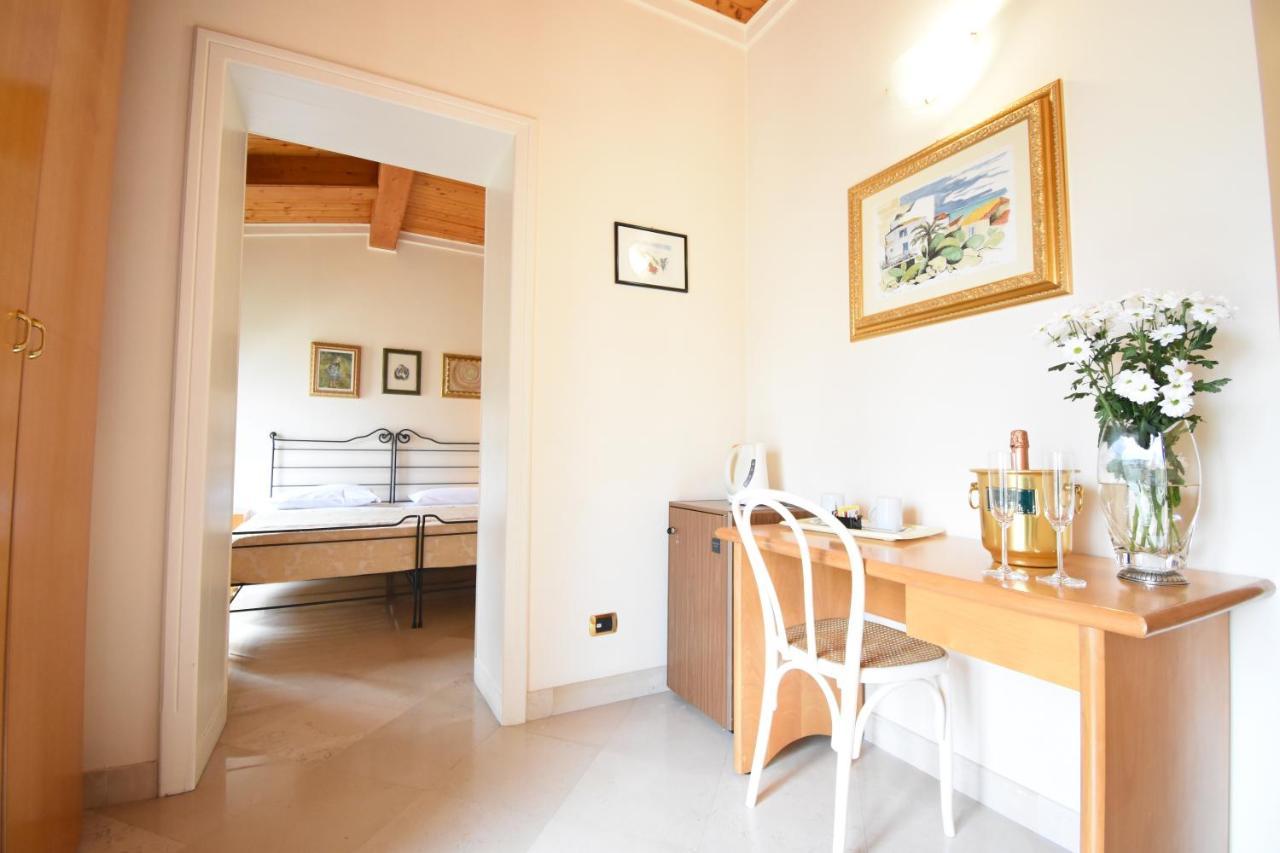 Palazzo Sottile Meninni - Classic Rooms Experience Гравина ин Пулия Екстериор снимка